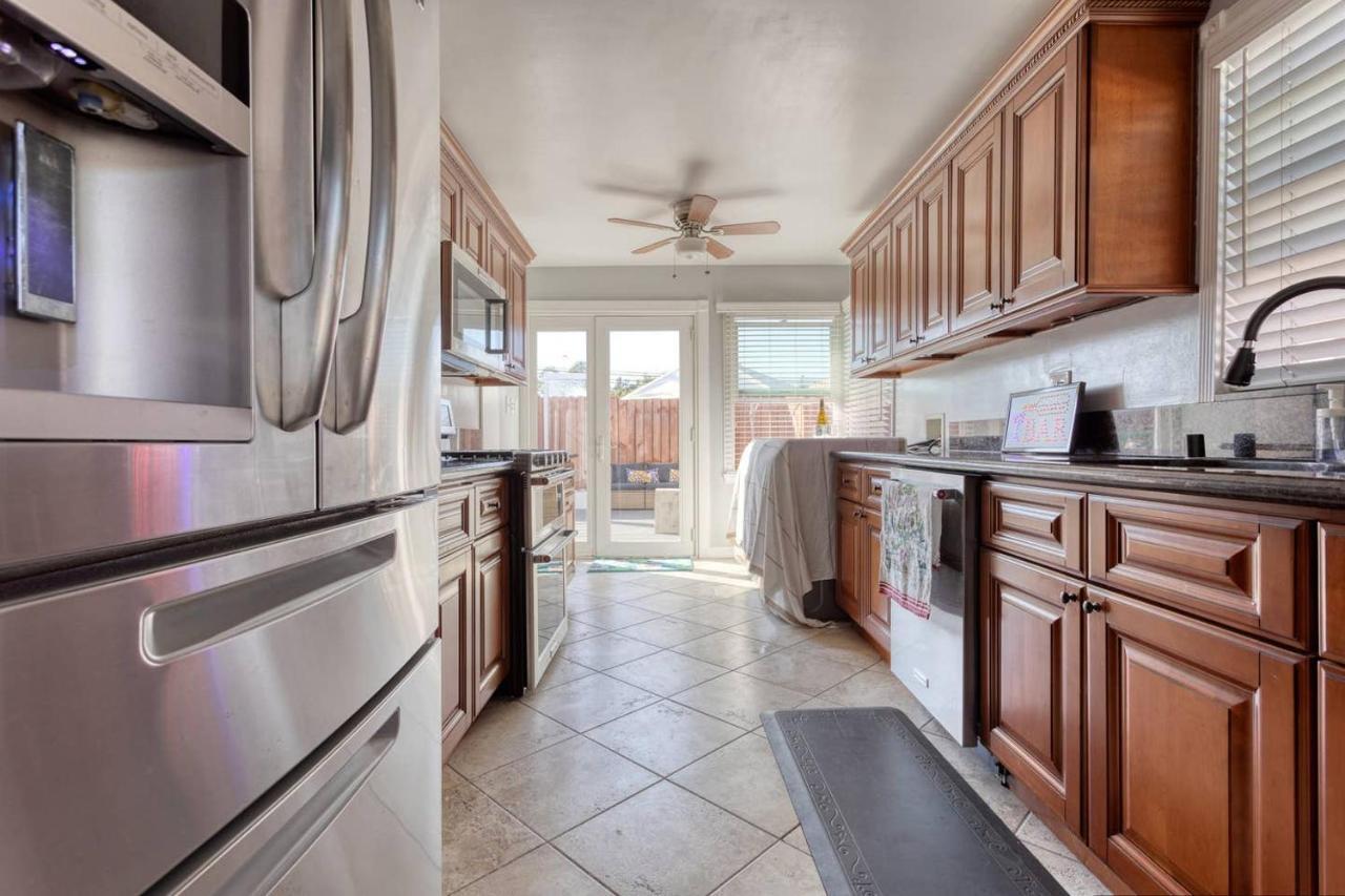 New Belmont Shore Retreat With Free Parking Walk To Beaches لونغ بيتش، كاليفورنيا المظهر الخارجي الصورة