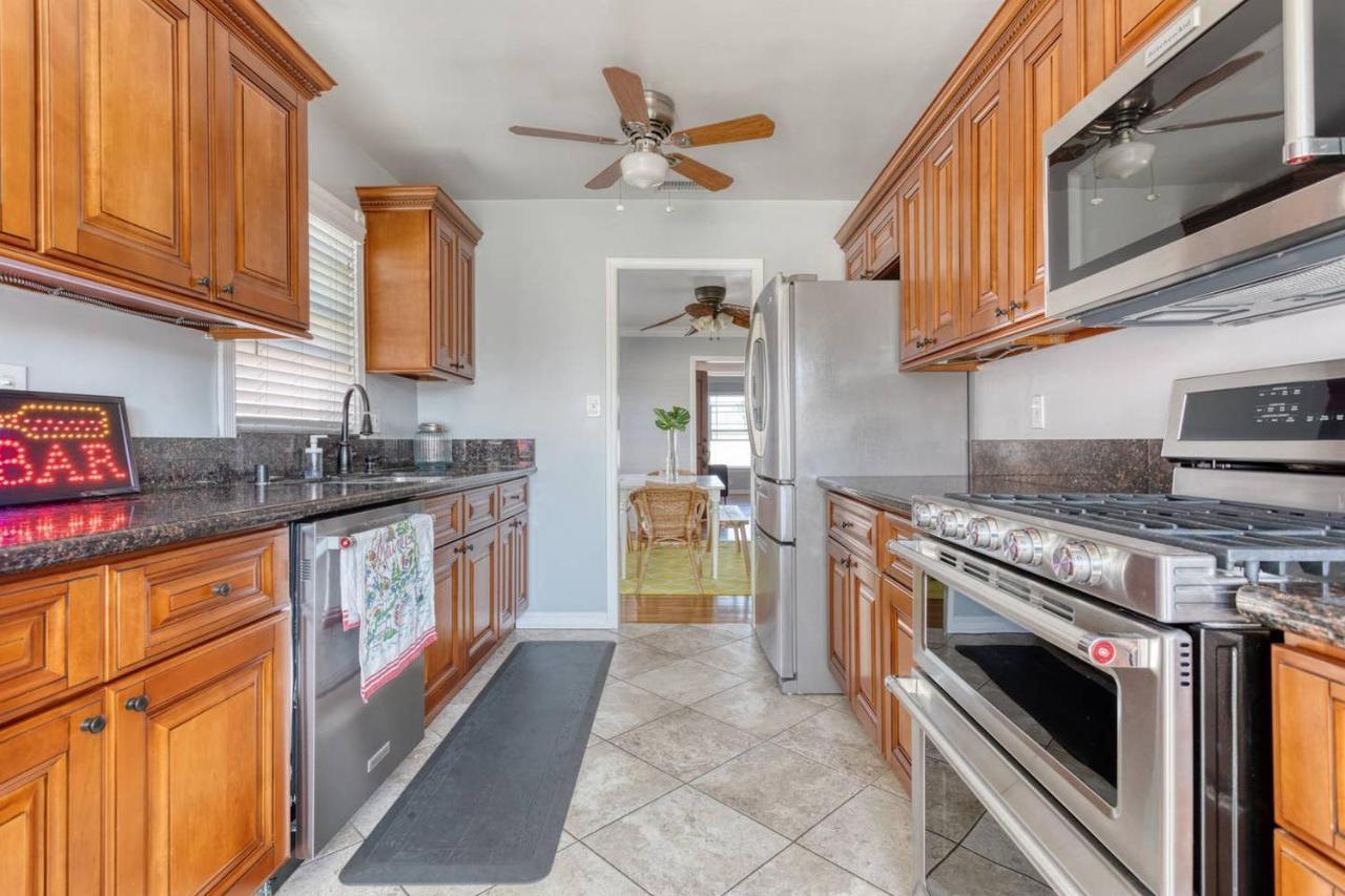 New Belmont Shore Retreat With Free Parking Walk To Beaches لونغ بيتش، كاليفورنيا المظهر الخارجي الصورة